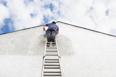 Peinture extérieure à Neauphlette — façades et ravalement